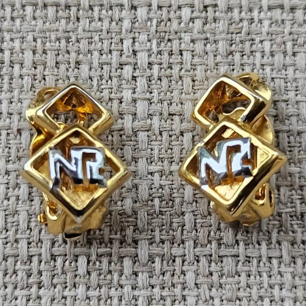 Vintage Nina Ricci Earrings Gold Tone Clip On Stud Earrings Jewelry Authentic